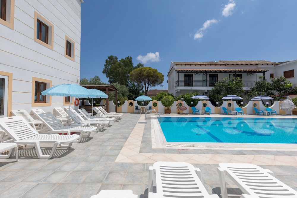 Lefkimi Hotel in Lefkimmi