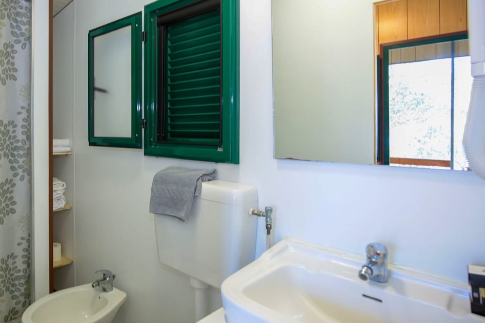 Mobile Home, Double Bed