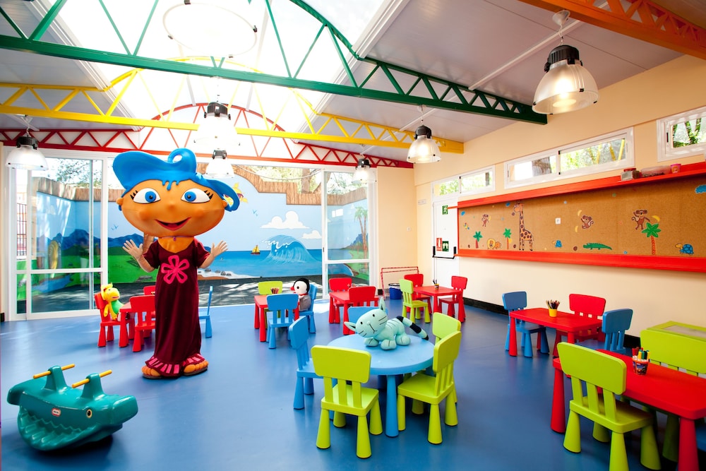 Aquasol Aparthotel 33/46