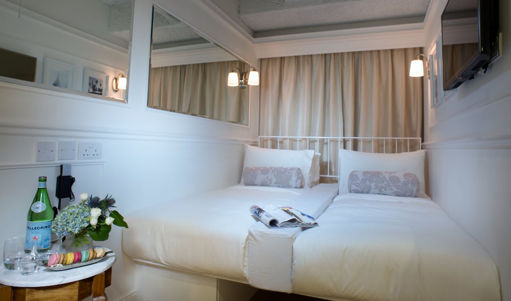 MINI, TWIN BEDS