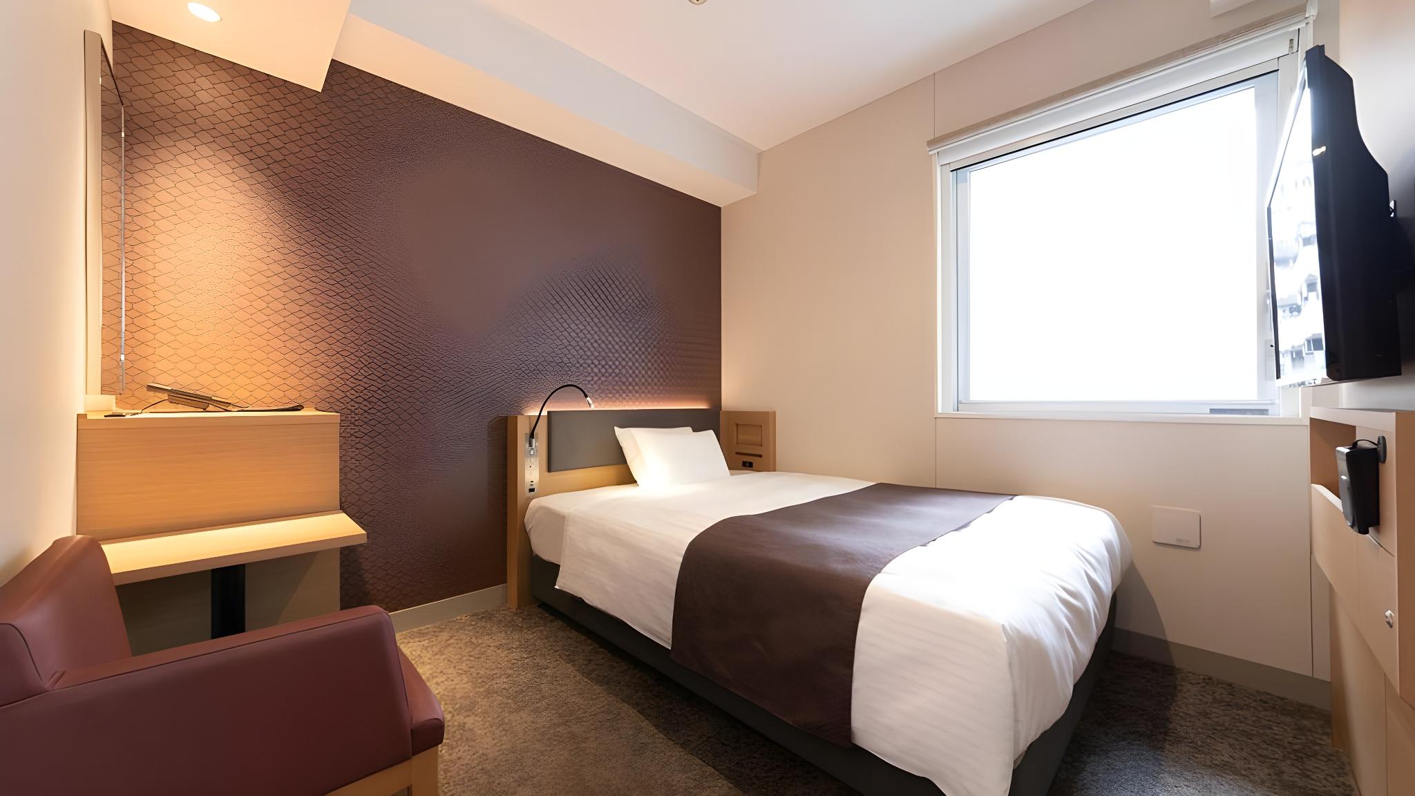 Semi Room, Double Bed