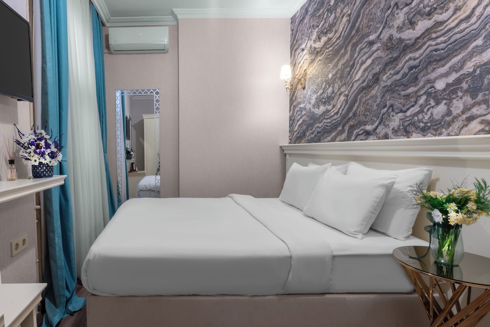 VALIDE HOTEL 25/53