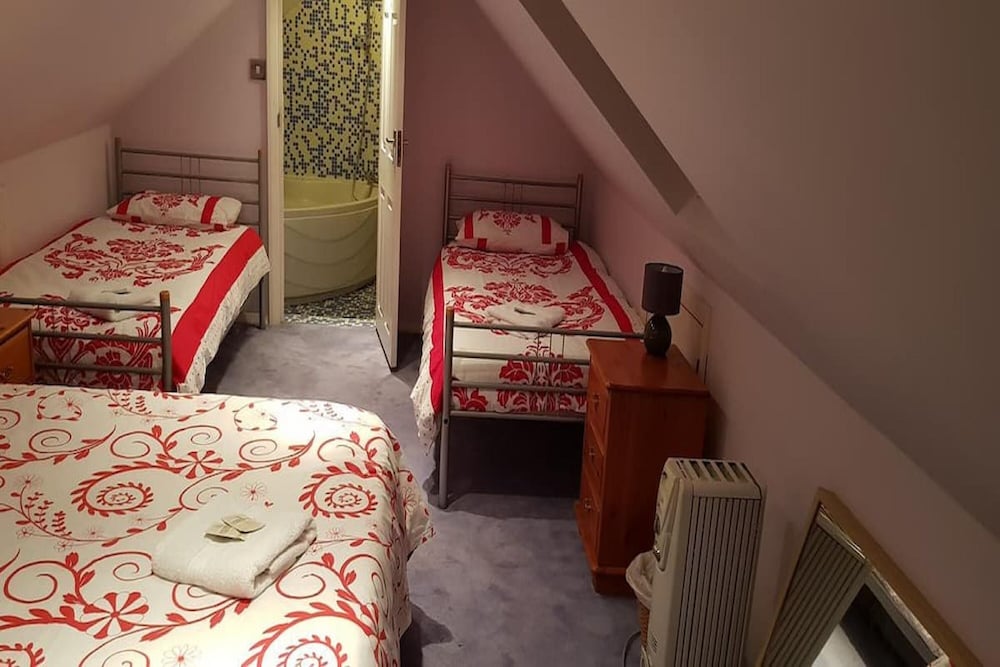 OYO Guest House Ellipse 34/60