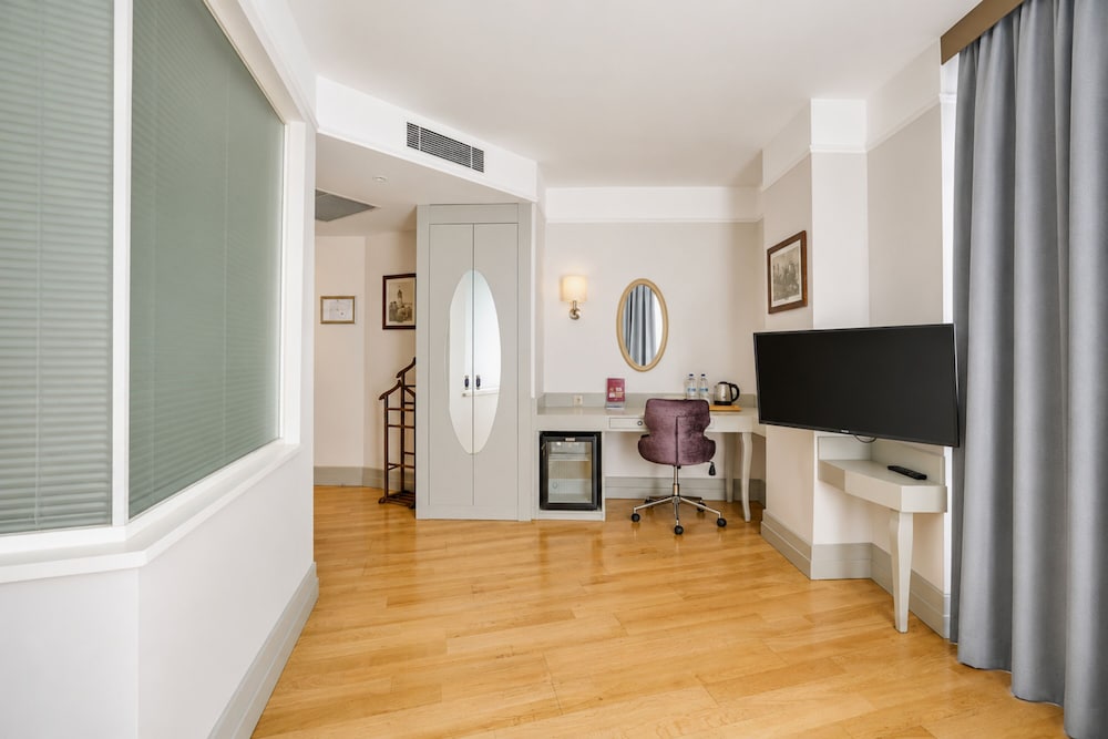 Faros Old City Hotel 55/72