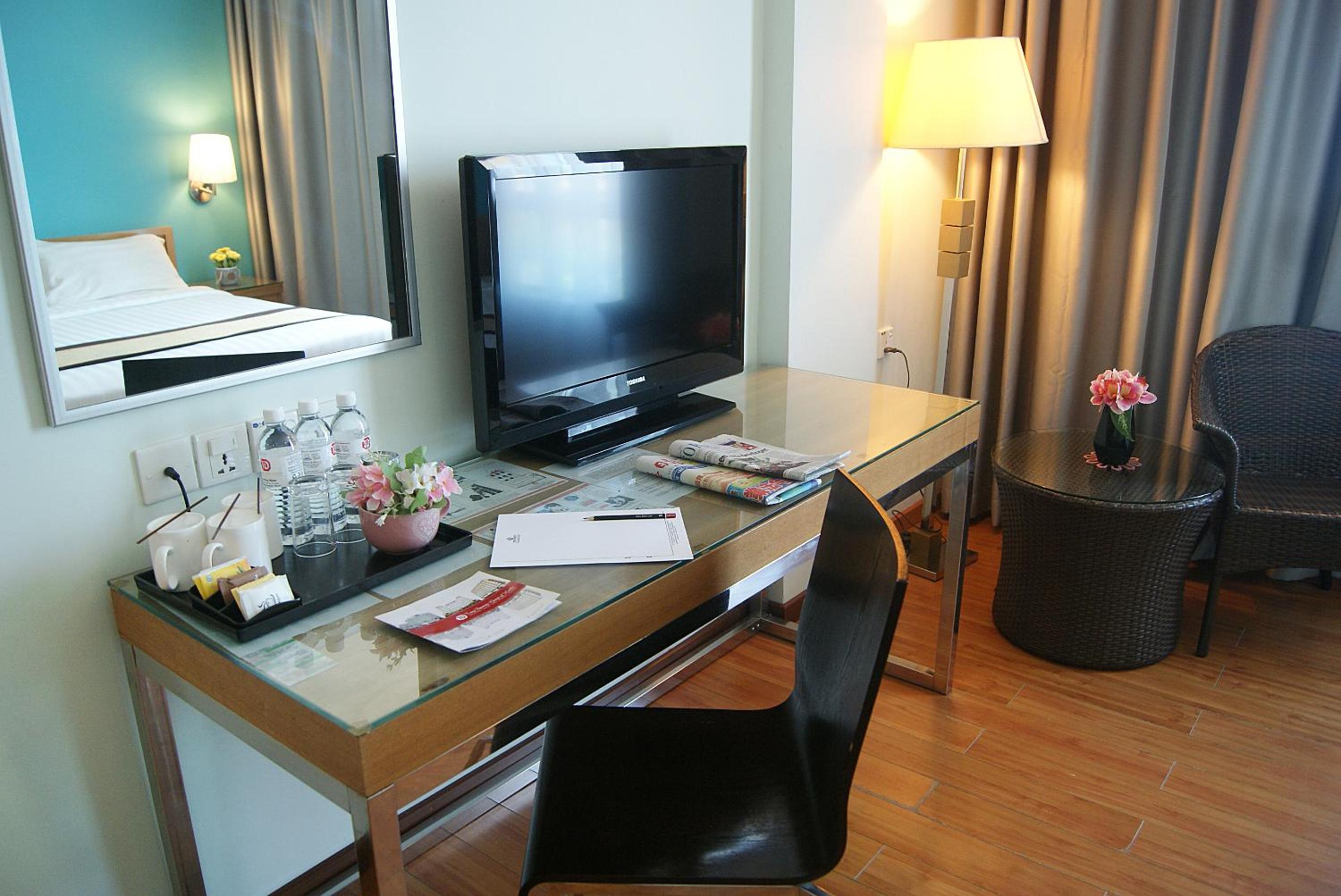 Tang Dynasty Bay Hotel 50/57
