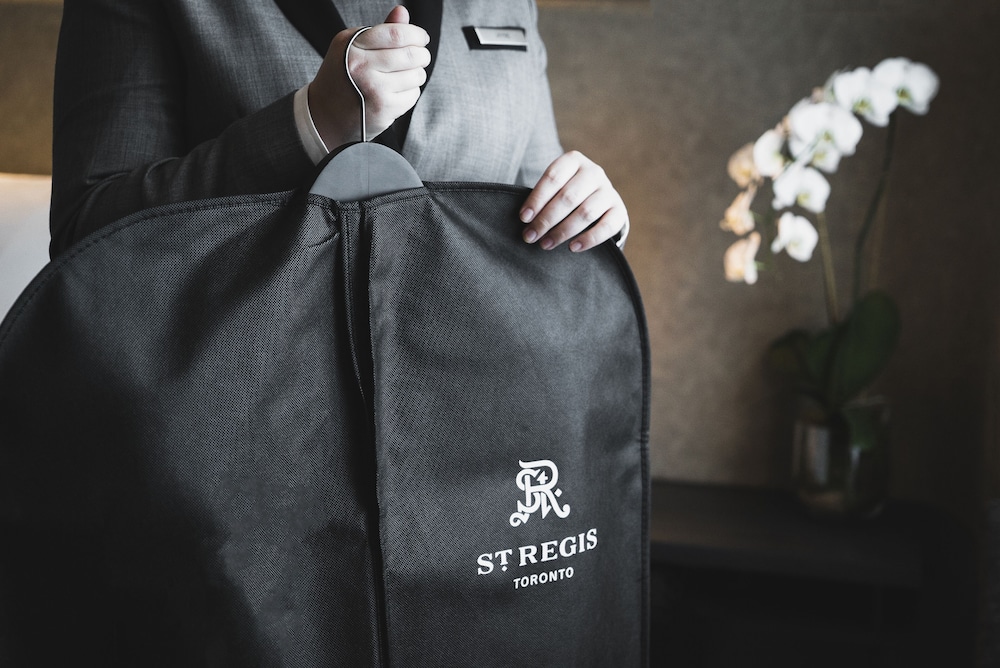 The St Regis Toronto 35/66