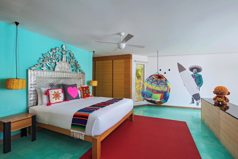 Roof Top, Suite, King Bed, Ocean Front, Plunge Pool