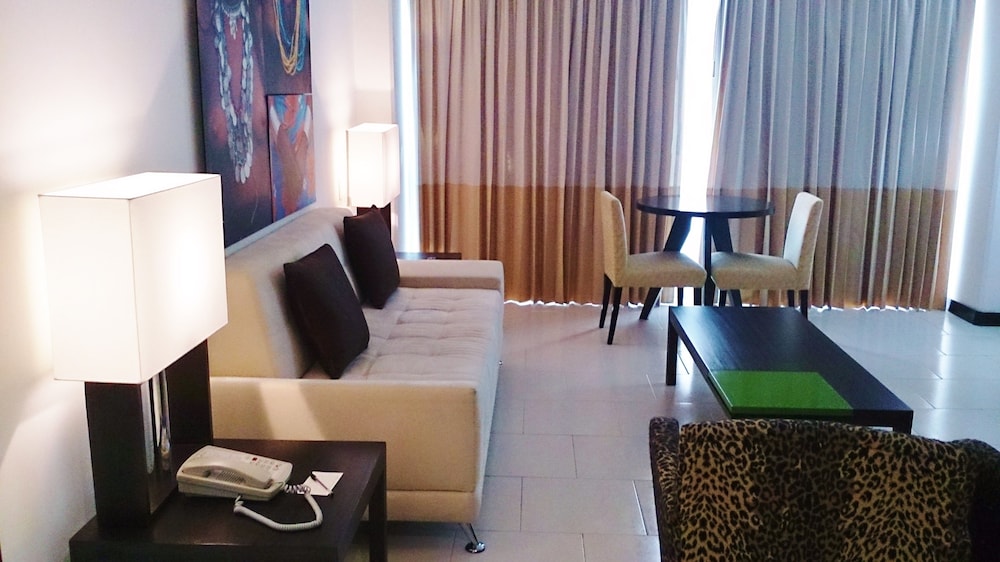 Decapolis Hotel Panama 58/64