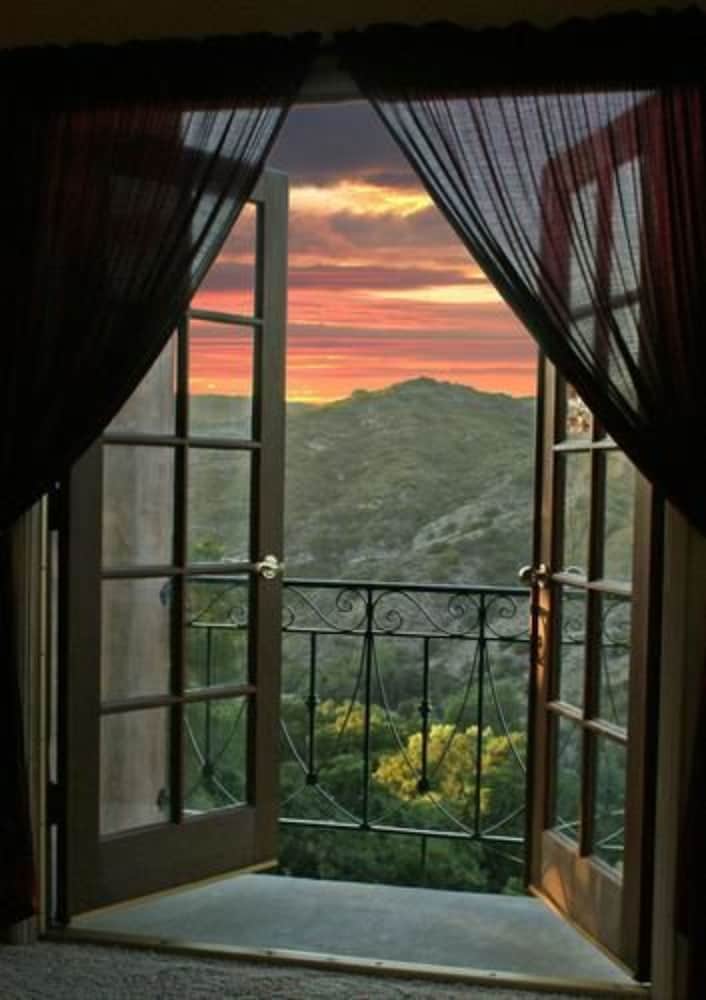 Topanga Canyon Inn Bed and Breakfast 17/49