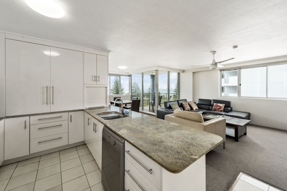 Sandpiper Apartments 30/71