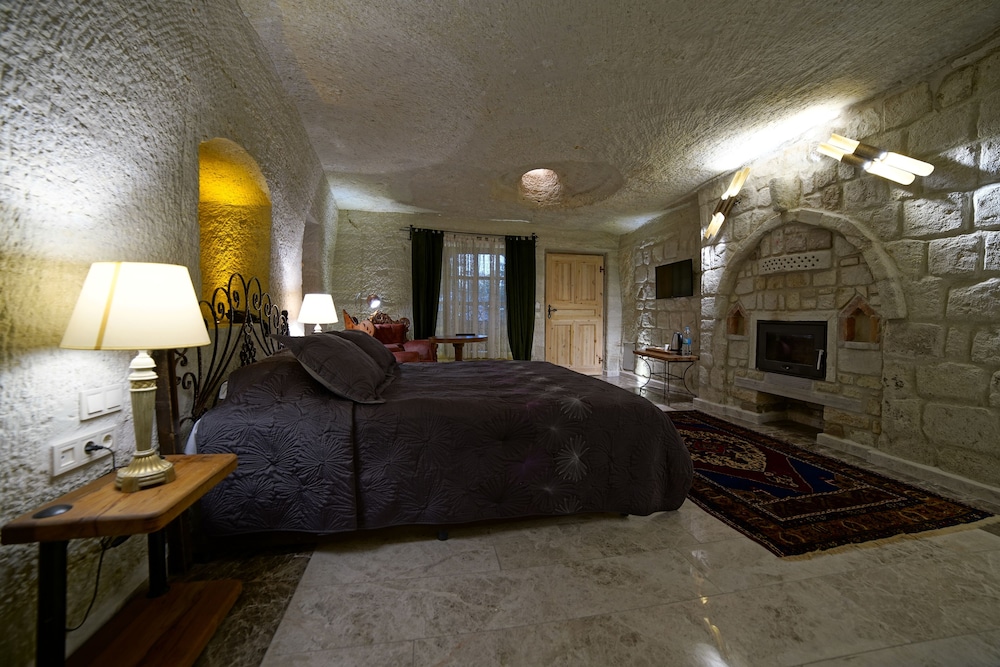 Panoramic Cave Hotel 24/50