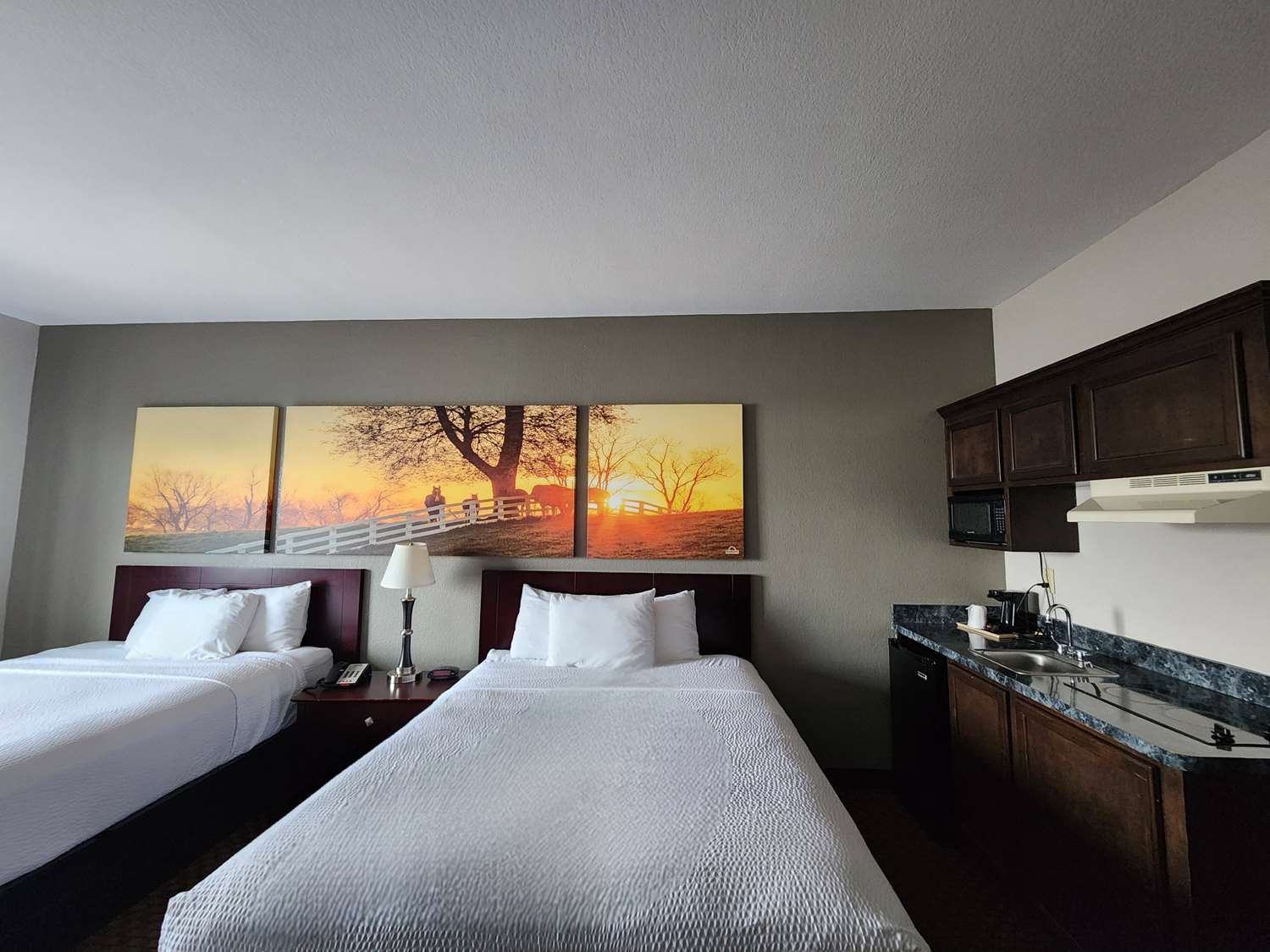 Days Inn By Wyndham Kemah 22/56