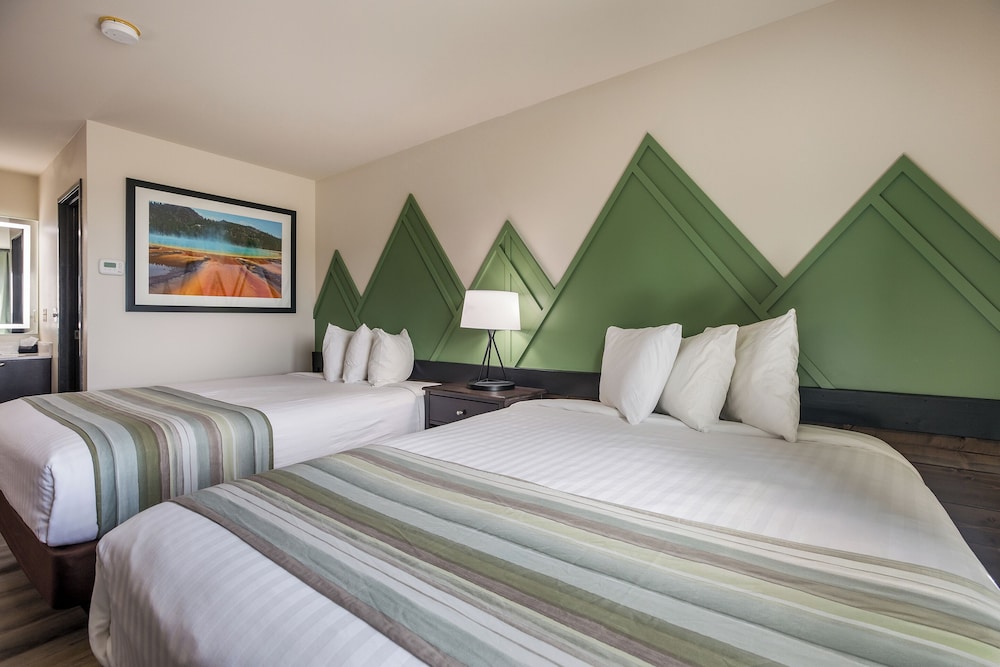Mountain Vista Hotel 27/76