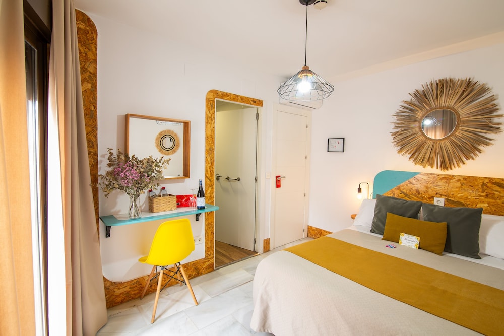 TOWER, STANDARD, DOUBLE BED, BALCONY
