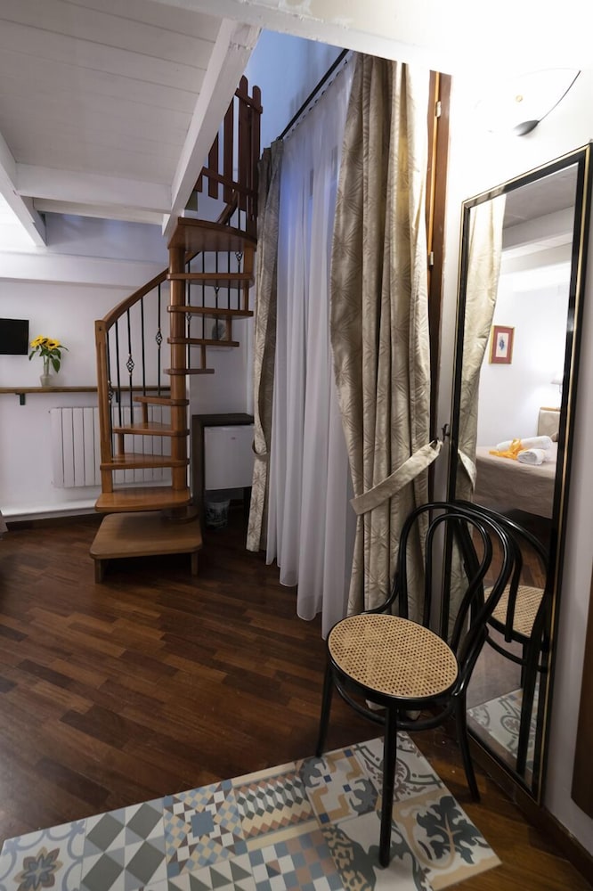 Guesthouse B And B Garibaldi 60/62