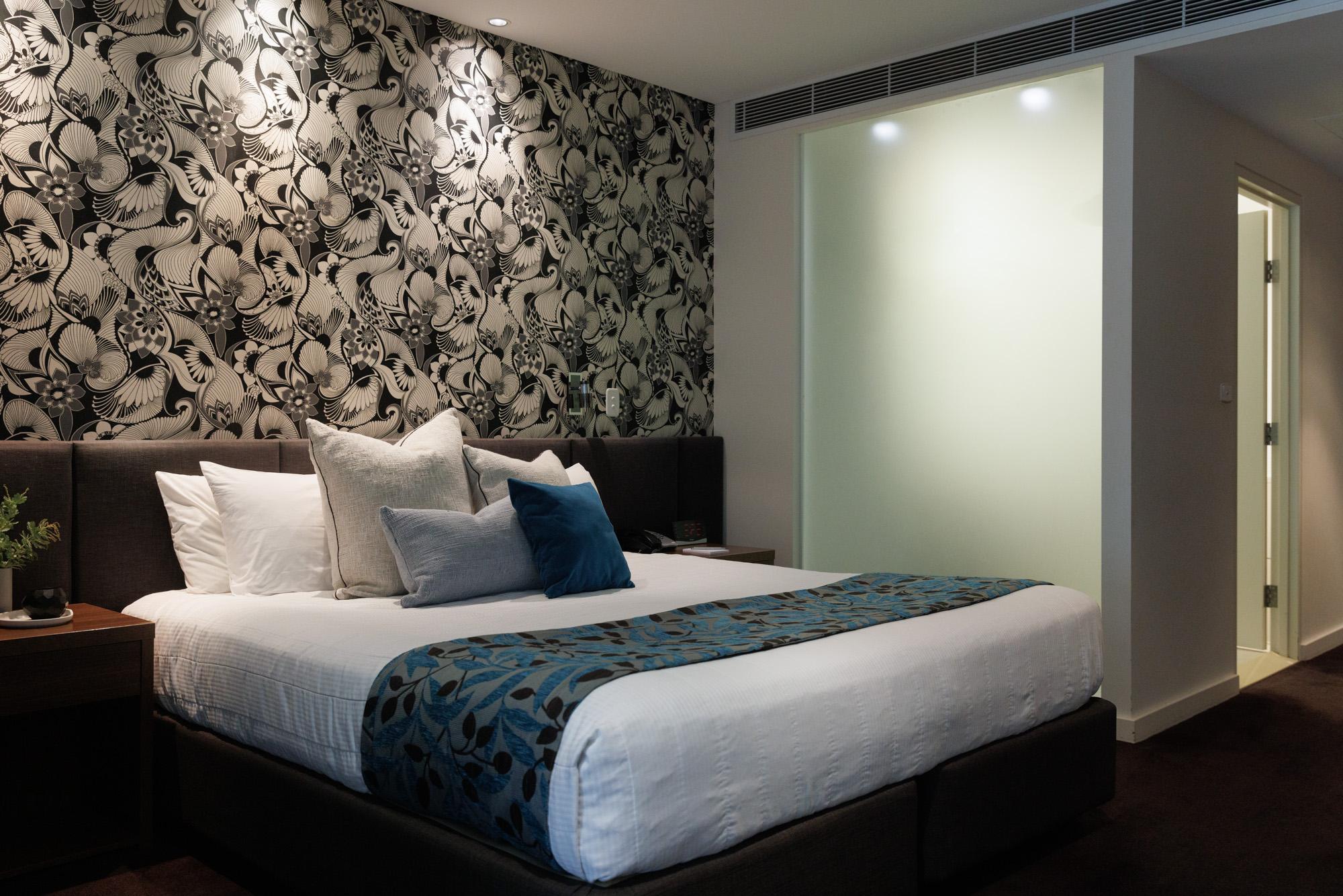 Spa, Superior, Suite