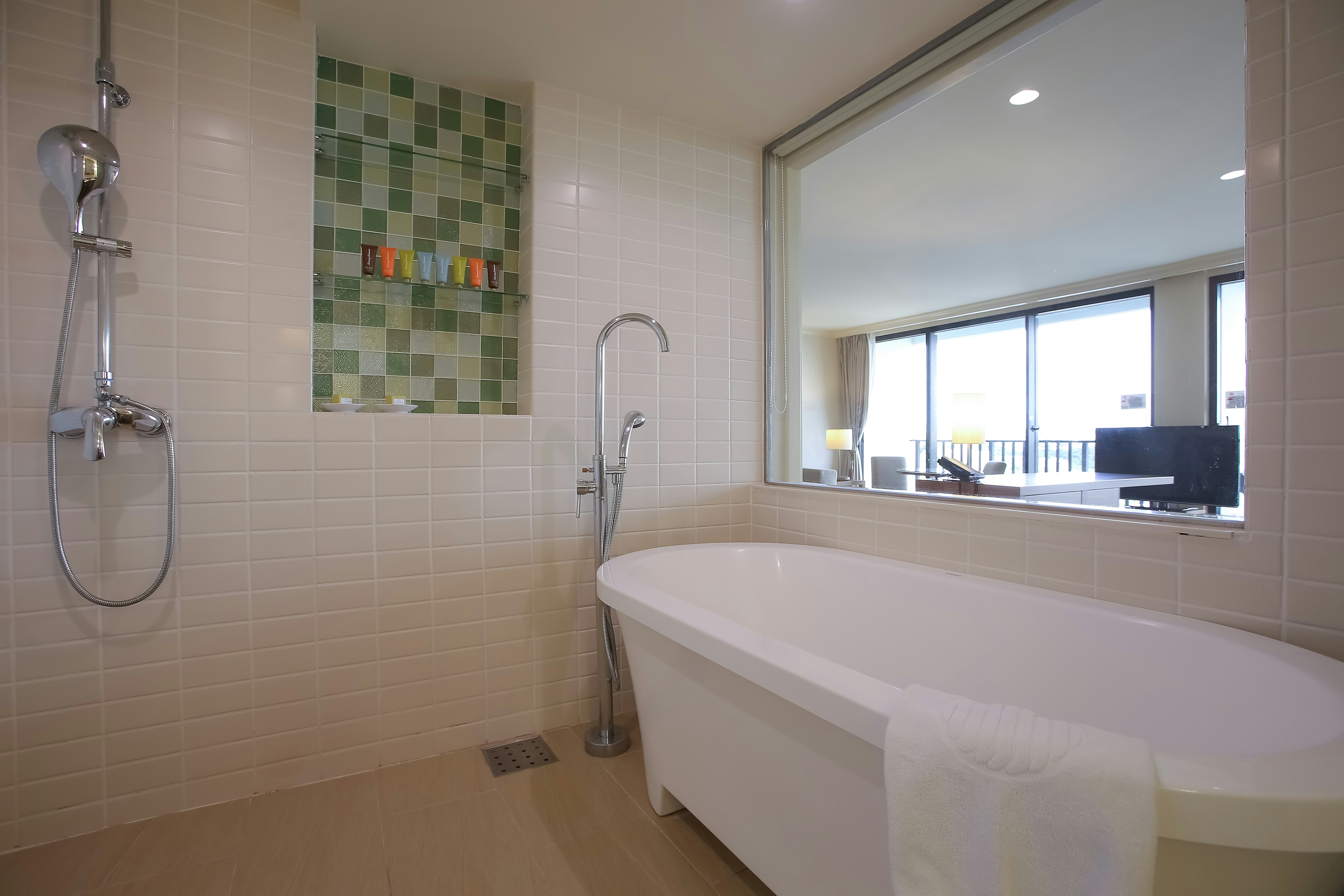 Guam Reef Olive Spa Resort 76/77