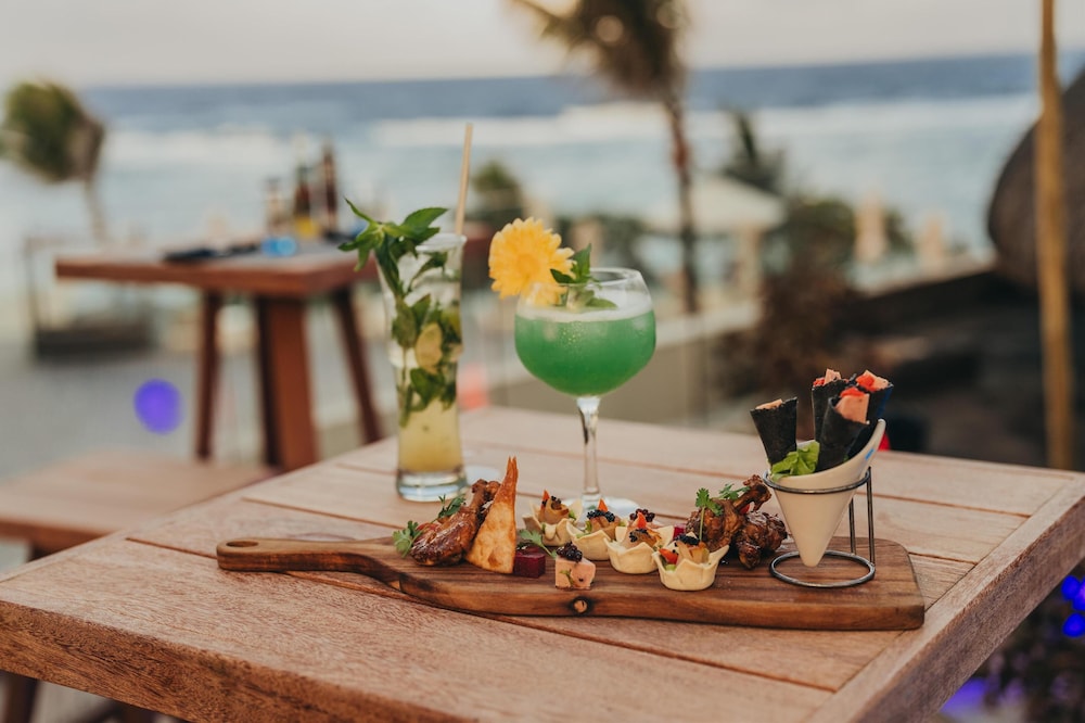 Radisson Blu Poste Lafayette Resort And Spa Adults Only 35/48