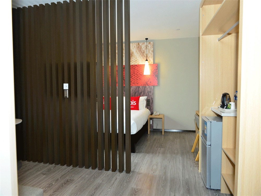 Ibis Beijing Changying 10/49