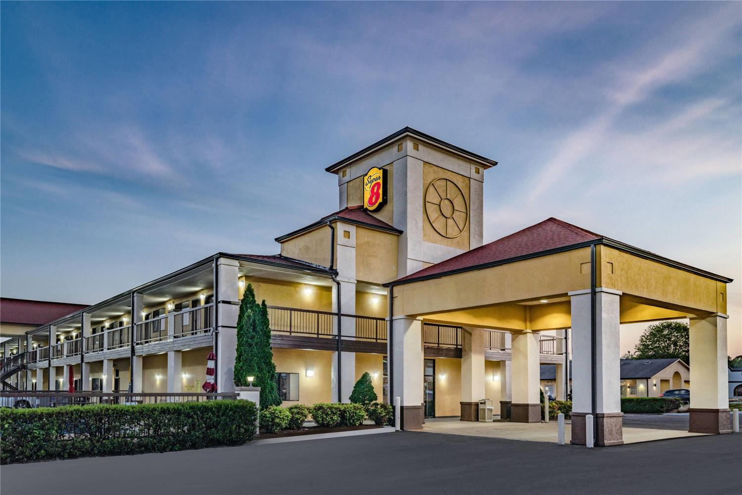 Super 8 by Wyndham Columbia 3/16
