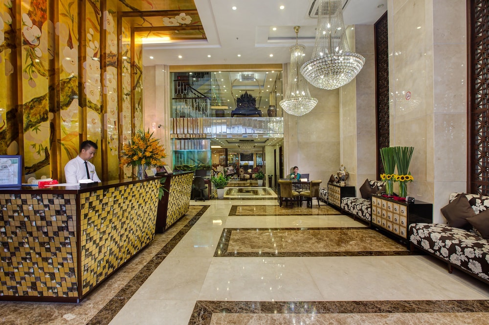Golden Silk Boutique Hotel 8/70