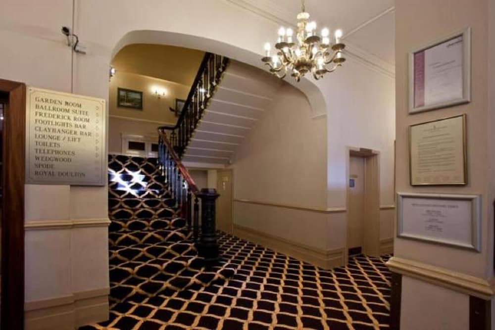 North Stafford Hotel 2/47
