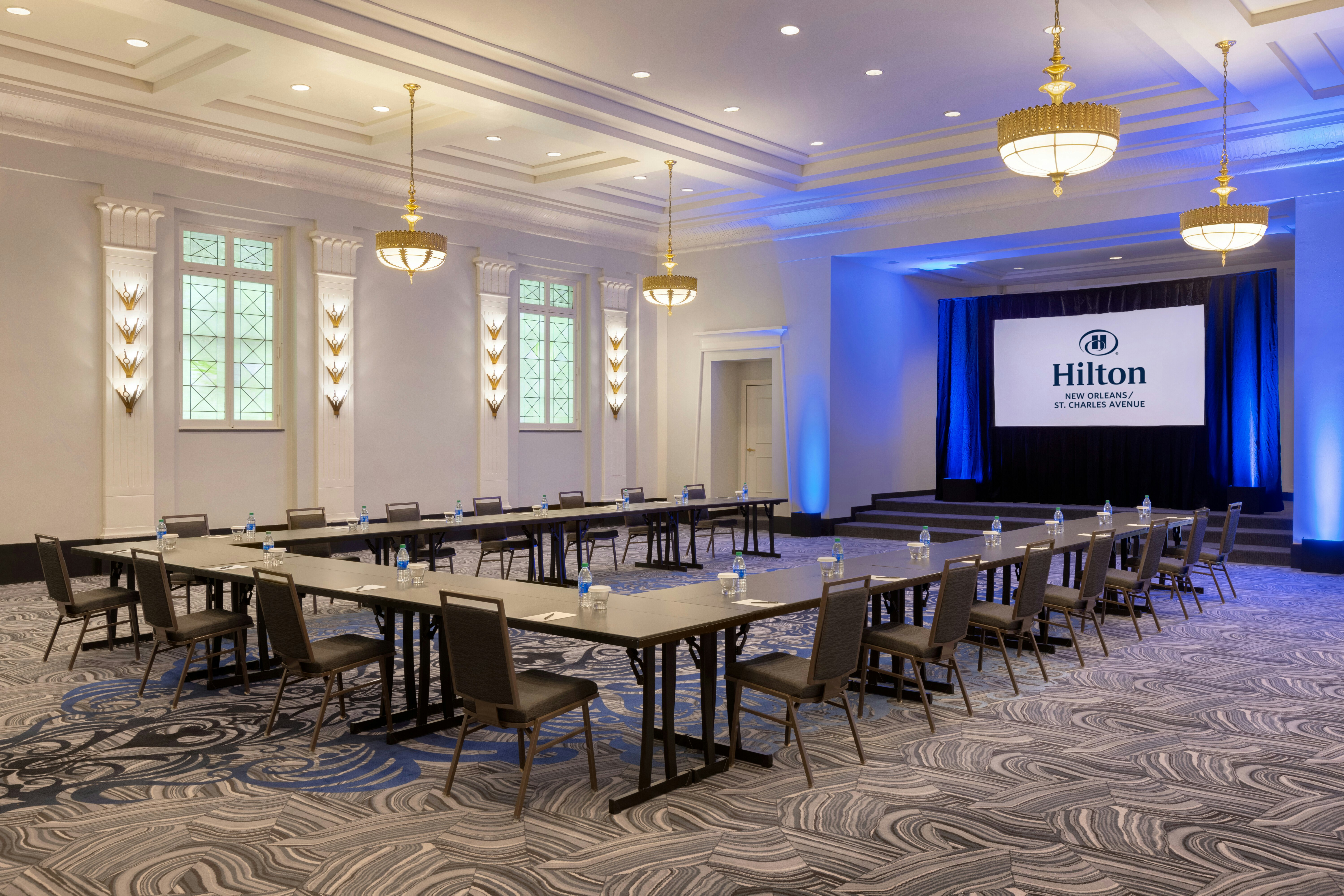 Hilton New Orleans/St. Charles Avenue 59/71