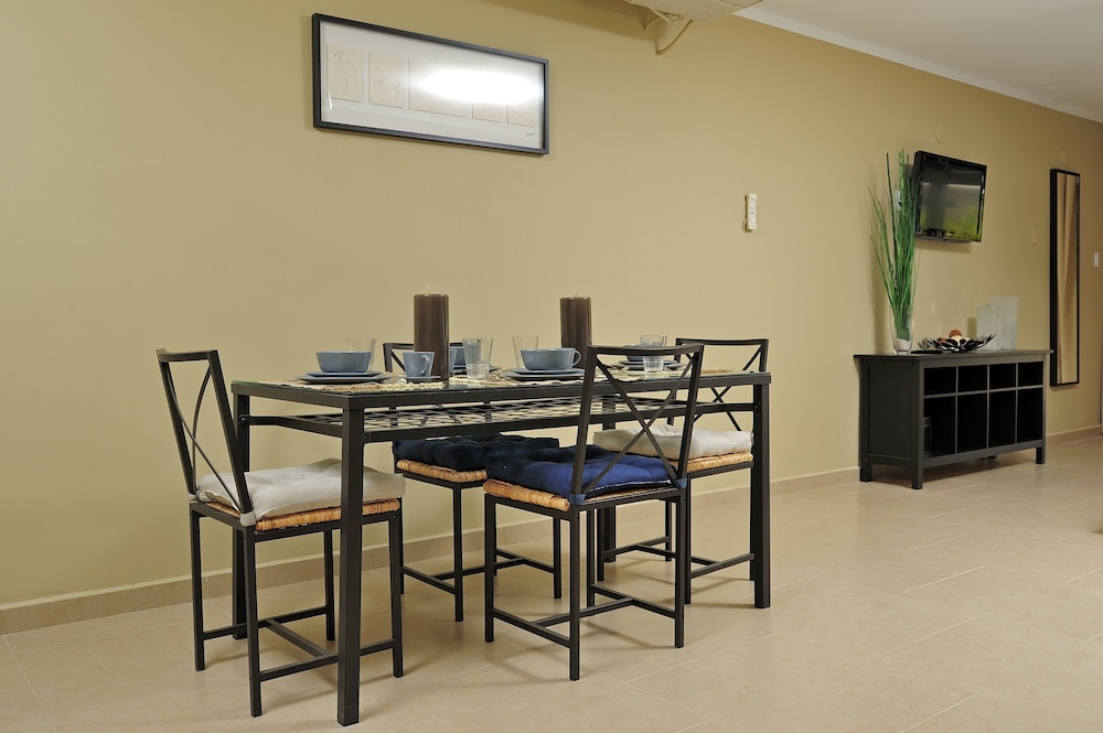 Eden Beach Resort 43/63
