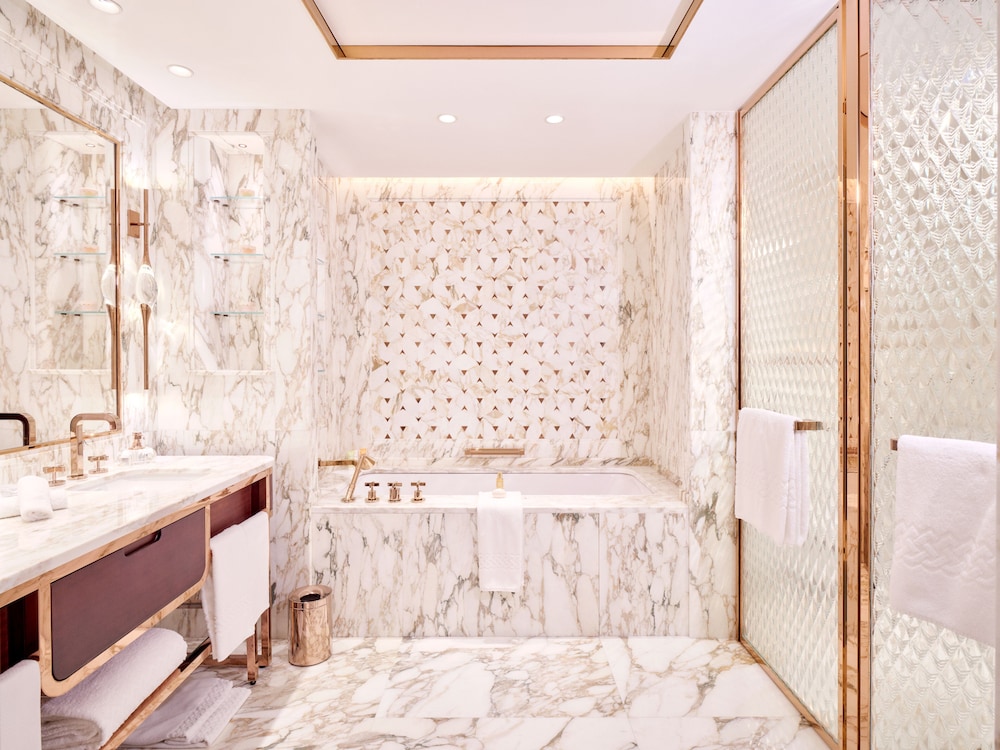 JUNIOR SUITE, DELUXE