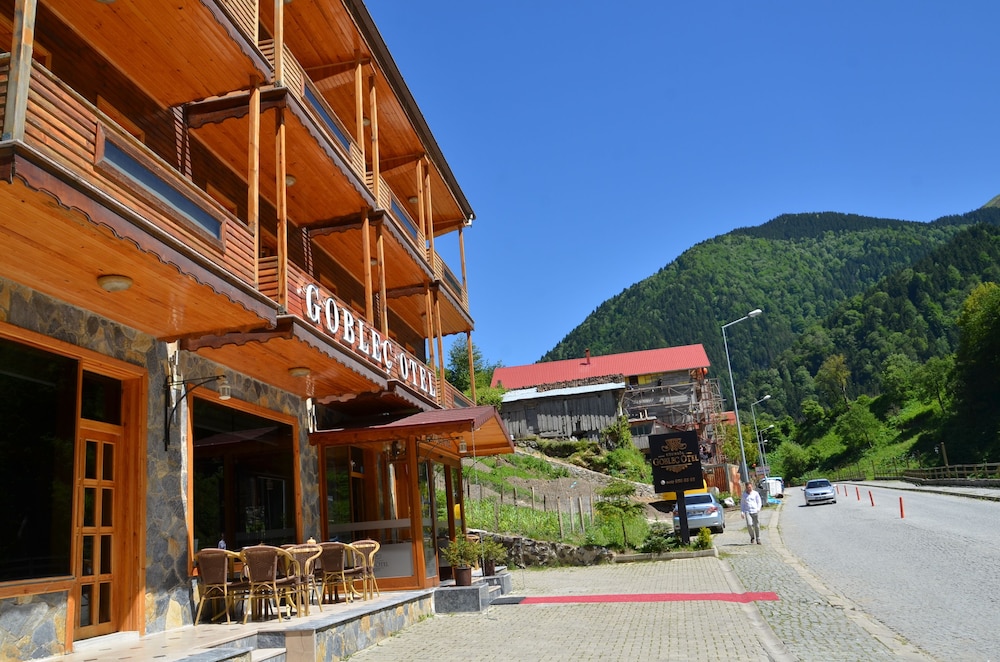 Goblec Hotel 67/72