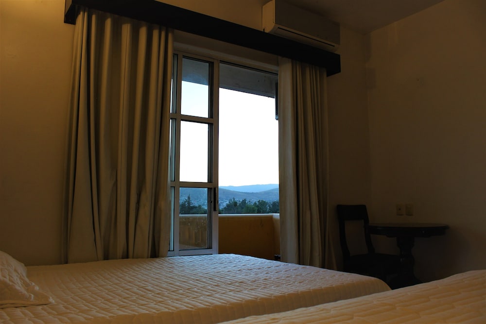 Standard, 2 Double Beds, Antiguo Fortin 3/4