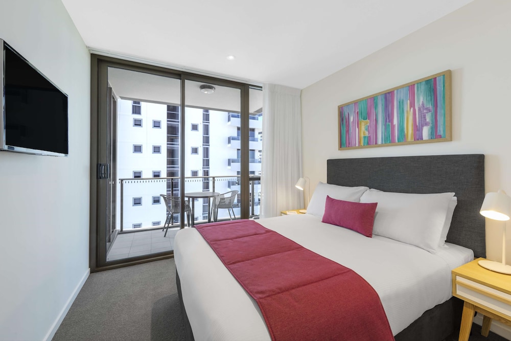 Avani Broadbeach Residences 21/74