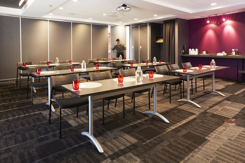 ALT HOTEL WINNIPEG 39/41