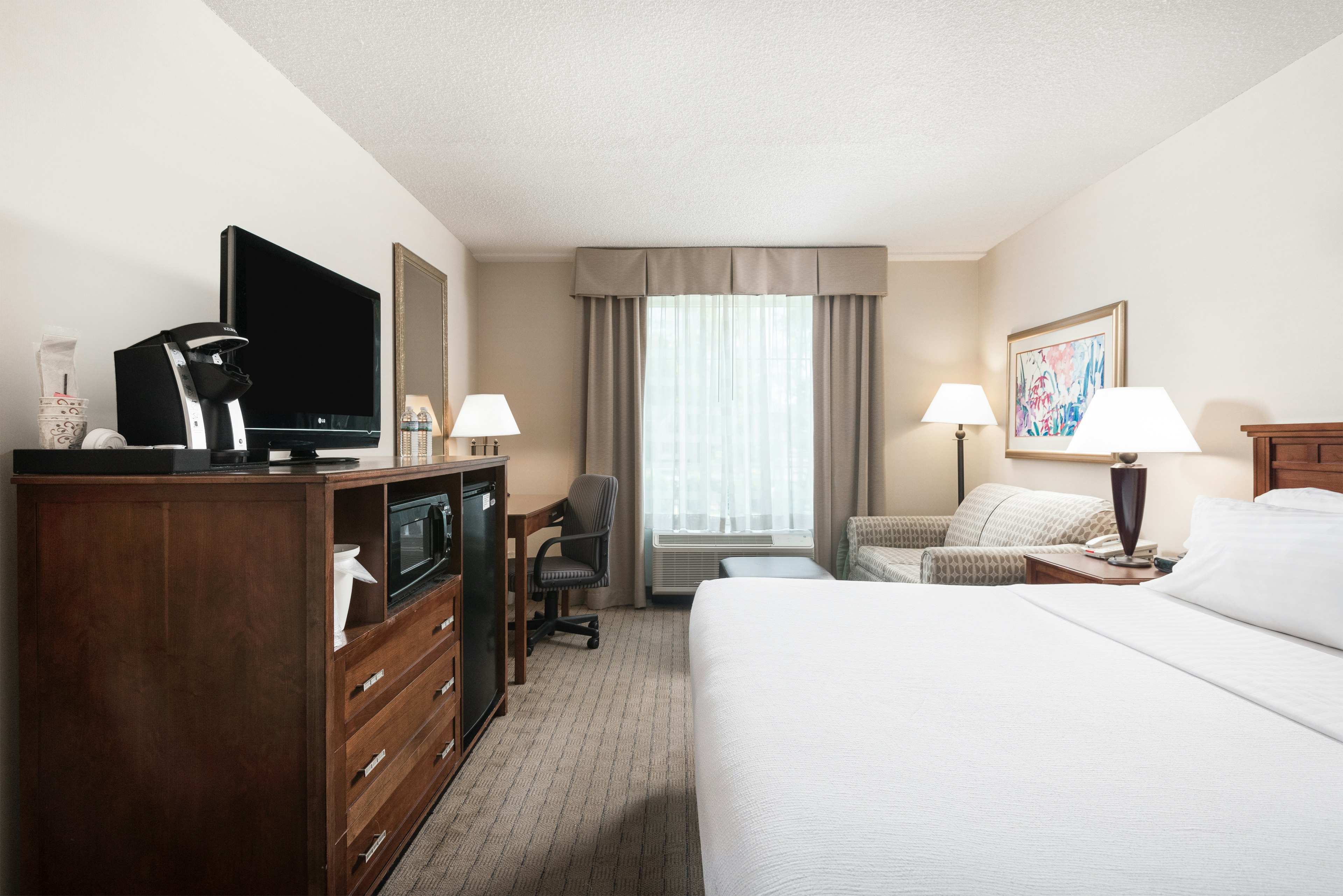 Holiday Inn Johnstown-Gloversville 17/66