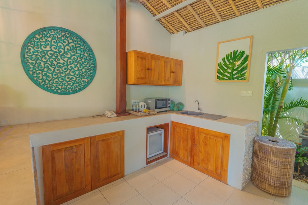 Hai Tide Beach Resort 19/74