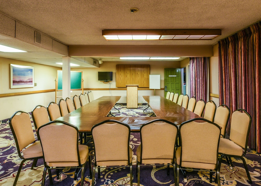 Vagabond Inn Costa Mesa 42/48