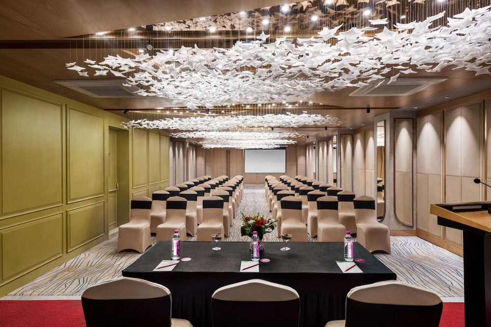 Ramada Encore by Wyndham Siliguri Sevoke Road 46/59