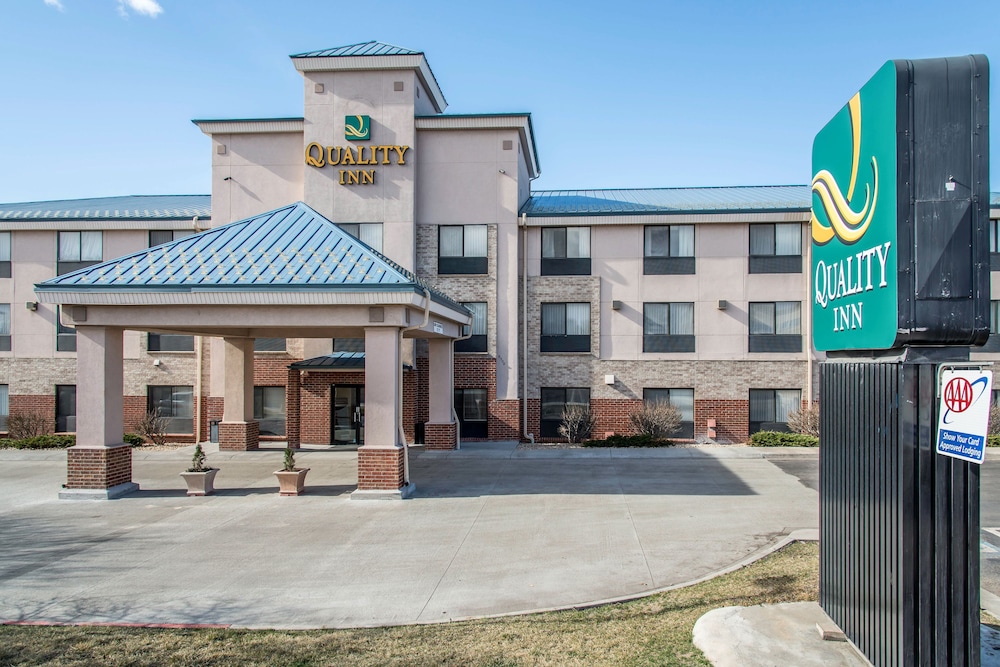 Quality Inn Denver Westminster 3/28