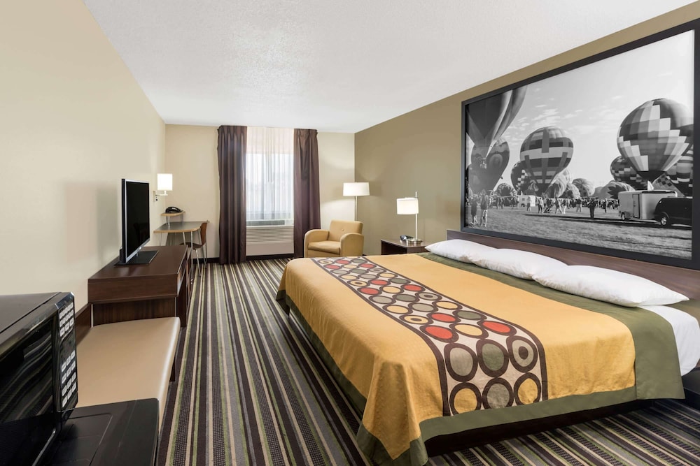Super 8 By Wyndham Roswell 14/34