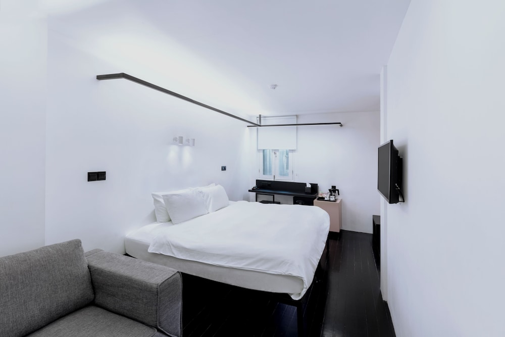 Hotel Mono 9/54