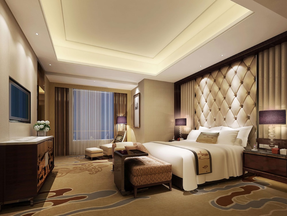 Hilton Nanjing 36/98