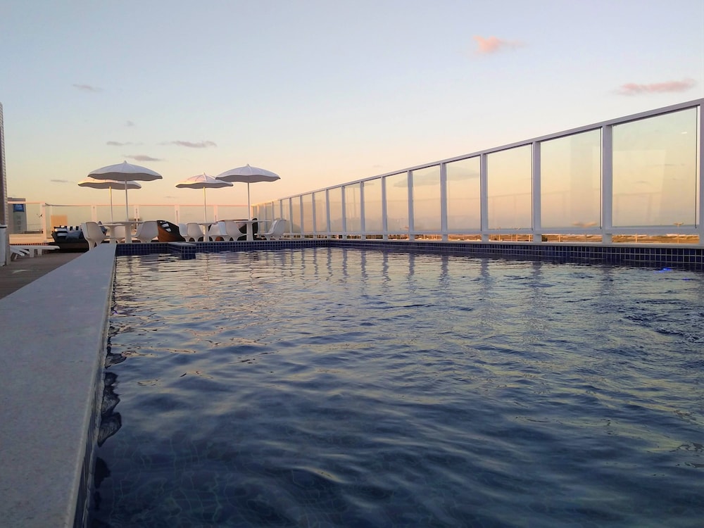 Simas Praia Hotel 53/65