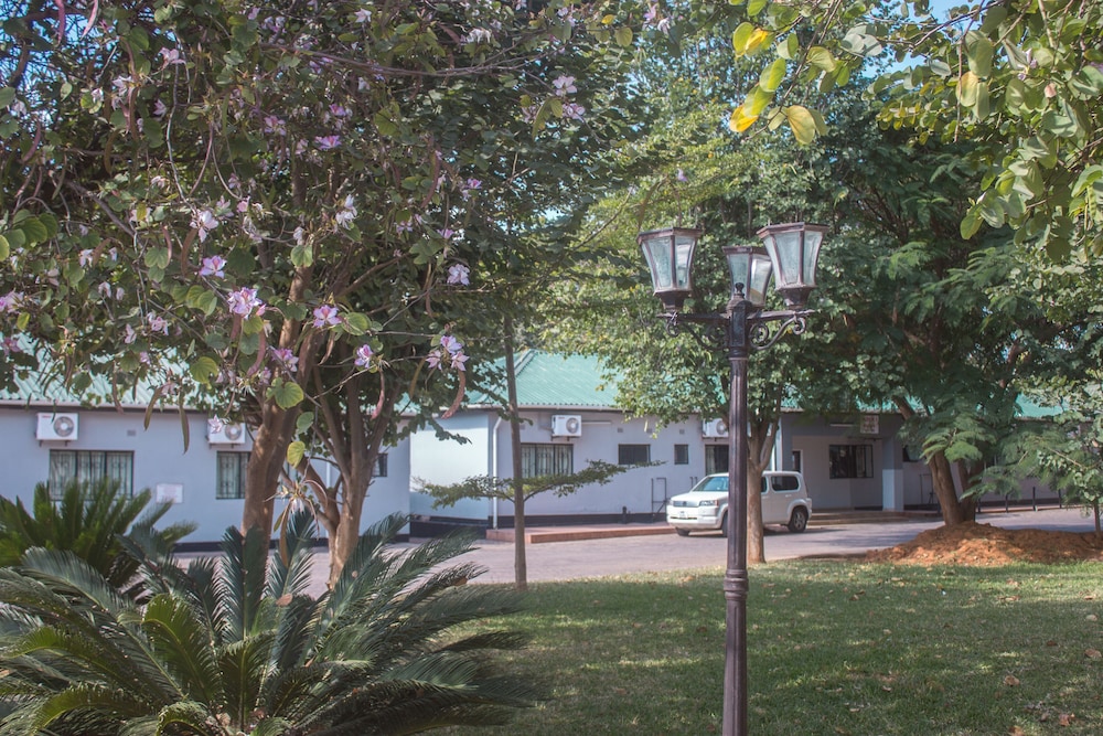 Acamms Lodge Roma 42/50