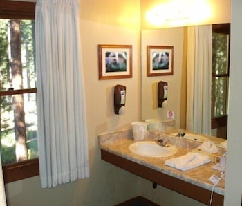 Parkside Inn at Incline 40/57