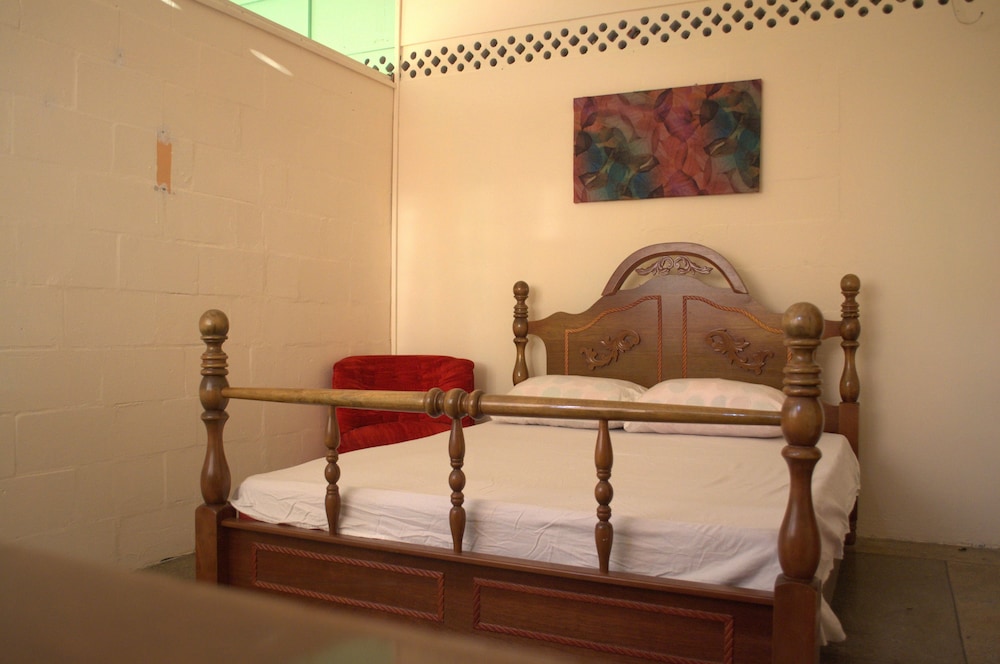 Kids, Apartment, Queen Bed
