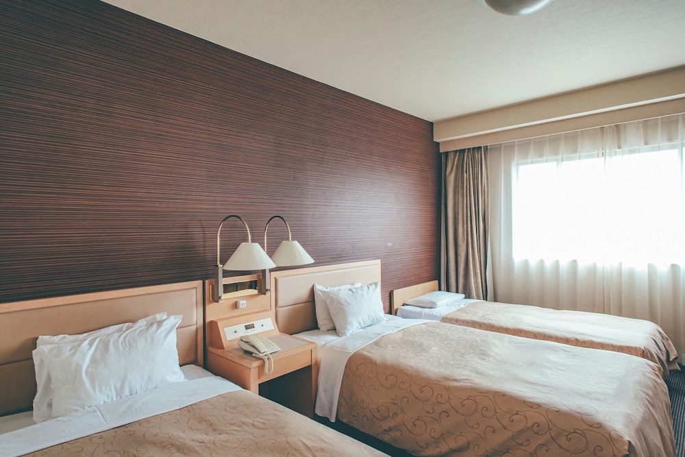 Numazu Riverside Hotel 12/50