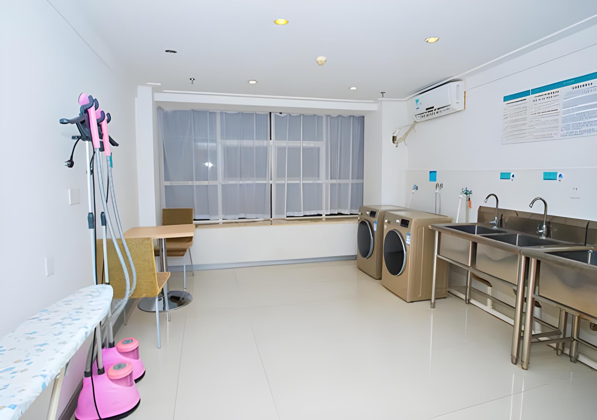 City Comfort Inn Wuhan Jiangxia 41/47