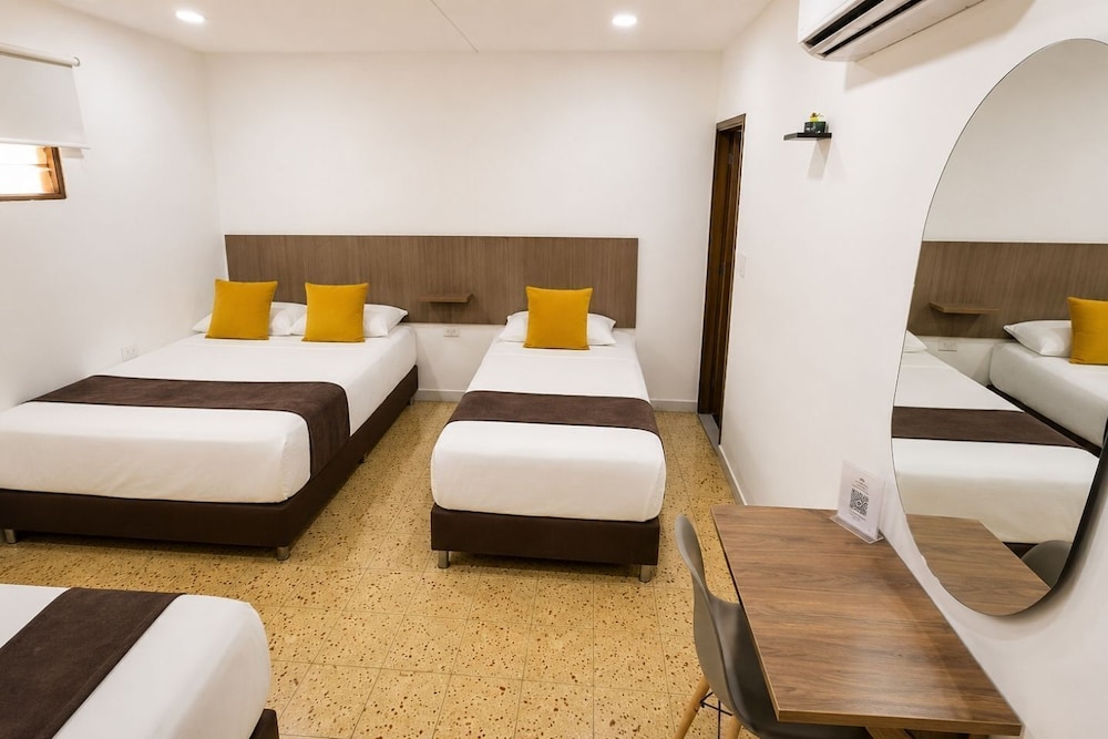 Hotel Helenas 24/50