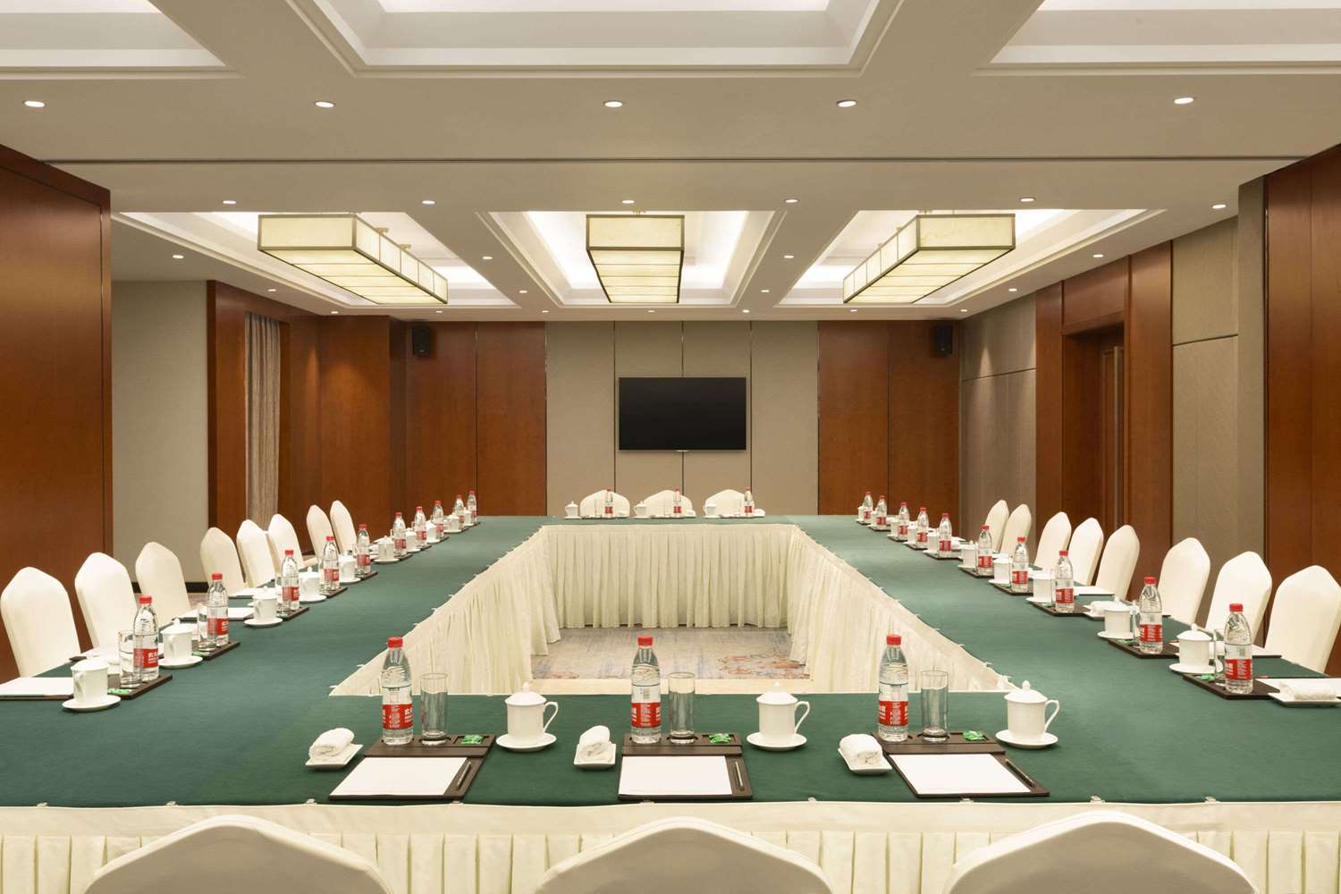 Ramada by Wyndham Jiaxing 16/17