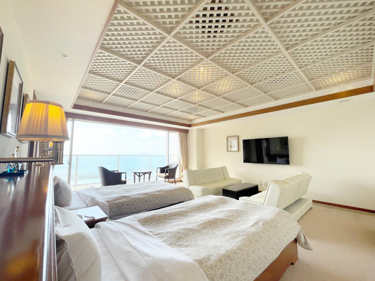 Crystal View Hotel 11/51